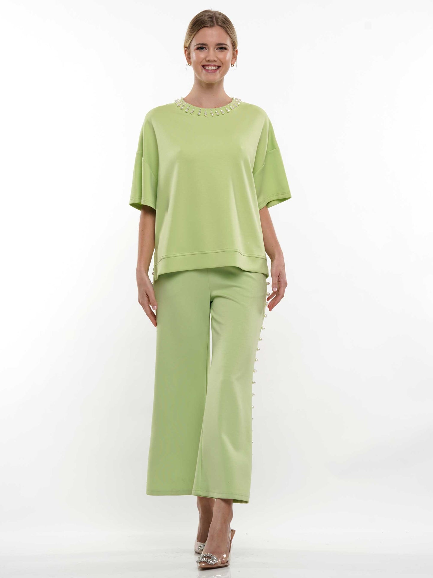 Pearl & Two Slit Short Sleeve Top