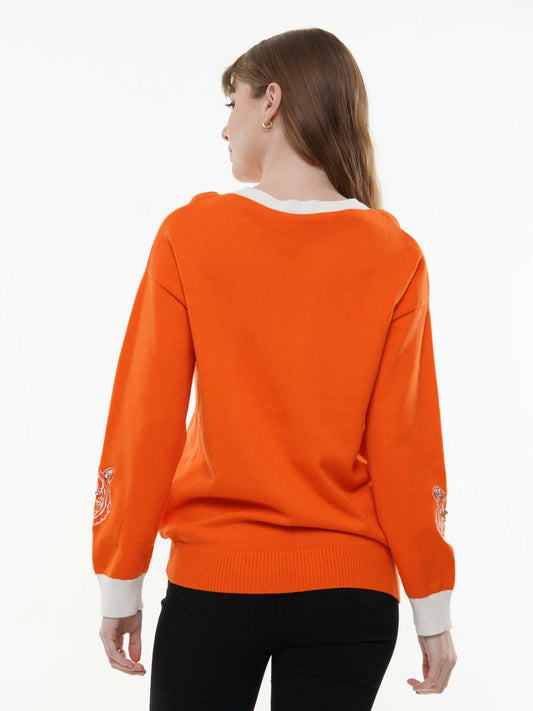 Tiger embroidered pattern knit top