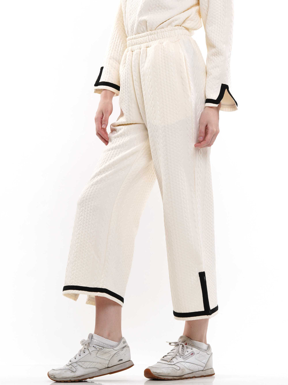 Cable Knit Pattern Trim Pant