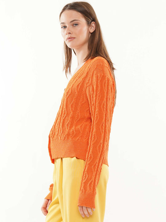 Cable knit cardigan with shiny button detail