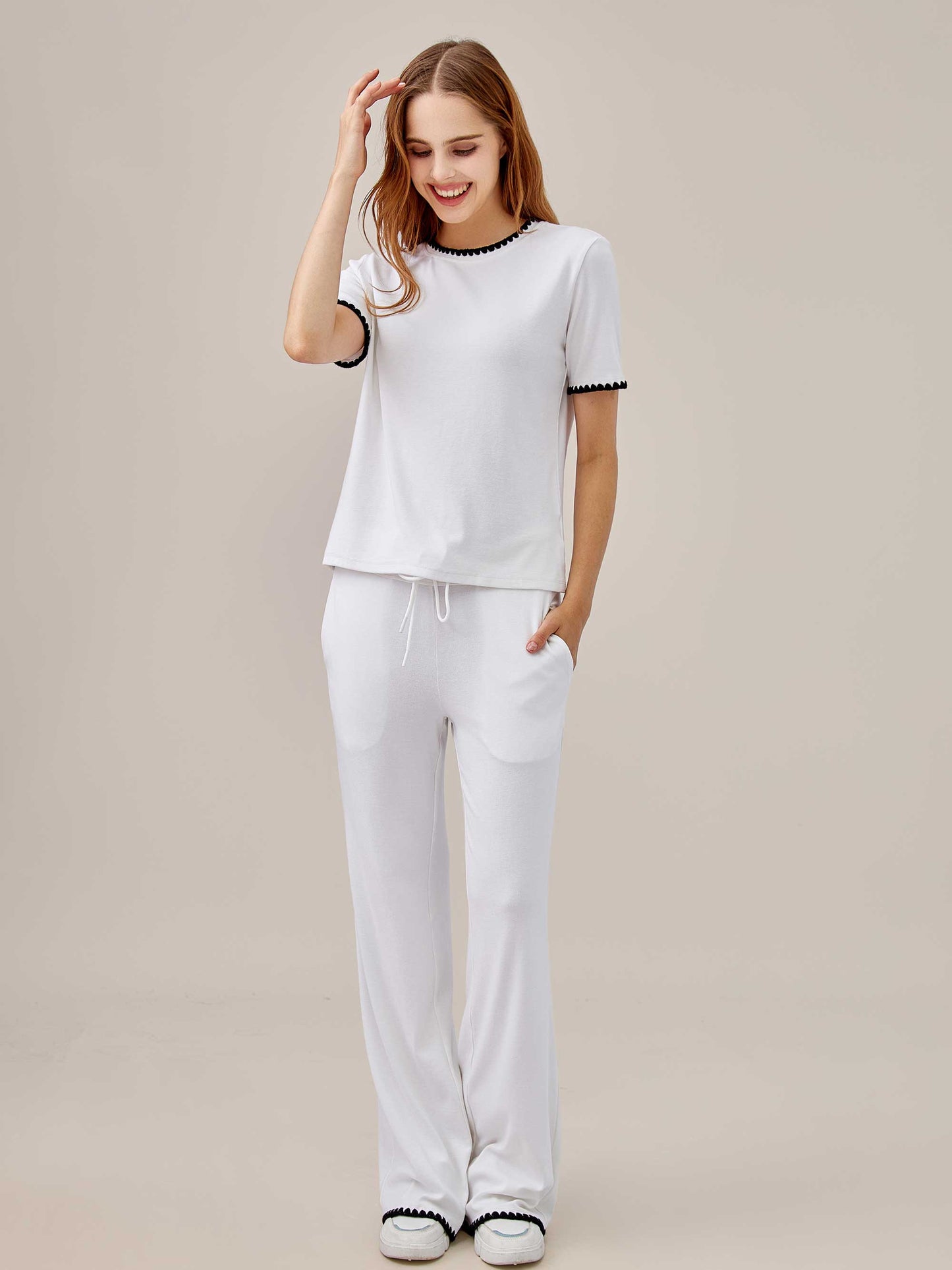 Scalloped Trim 2-Piece Set