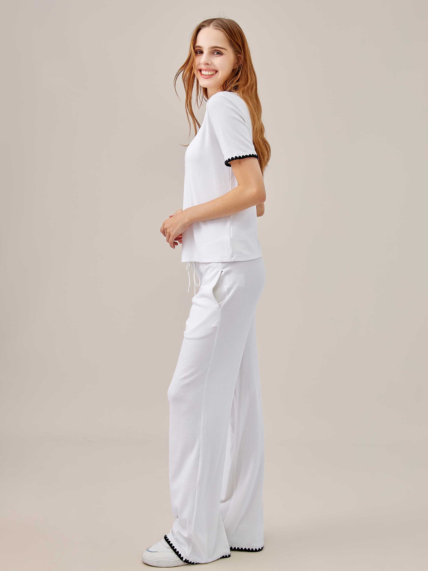 Scalloped Trim 2-Piece Set