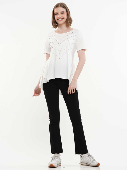 Embellished t-shirt with the asymmetrical, layered
