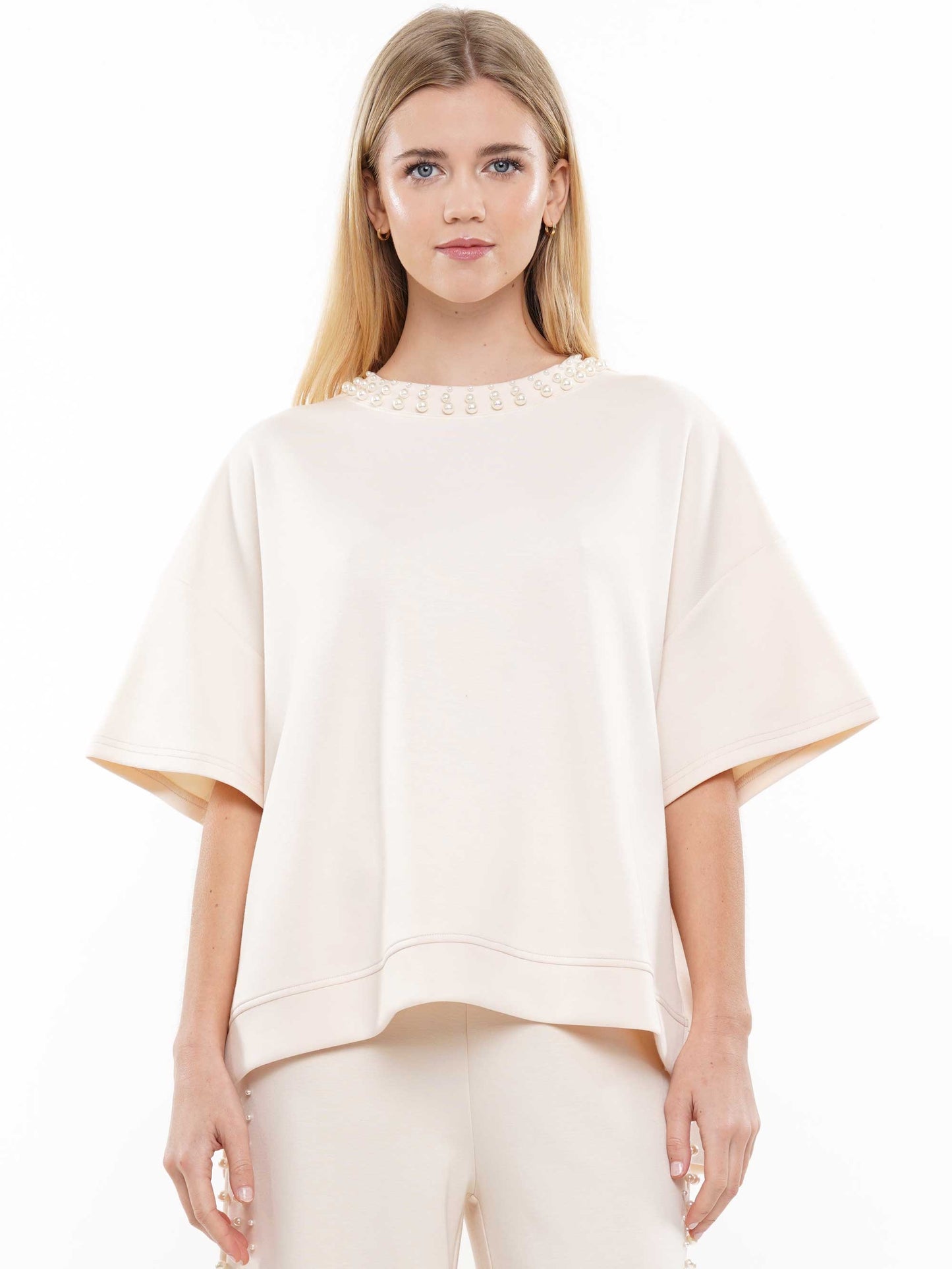 Pearl & Two Slit Short Sleeve Top