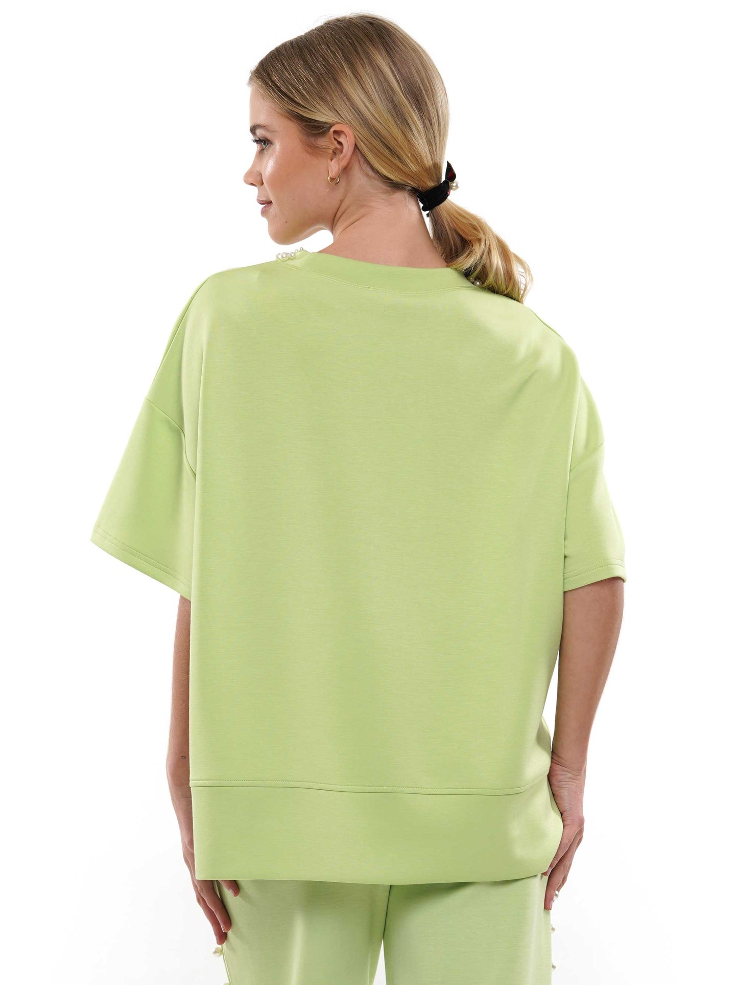 Pearl & Two Slit Short Sleeve Top