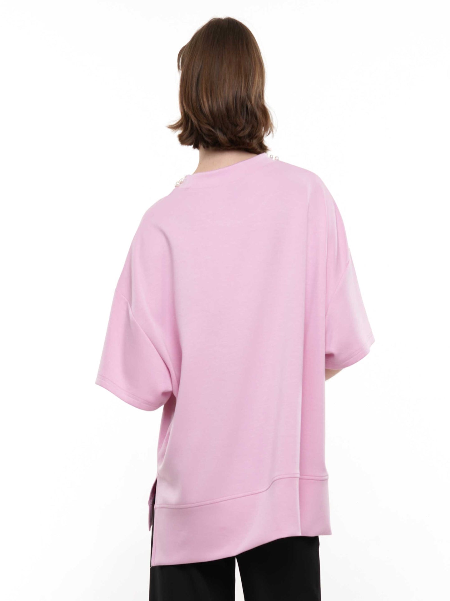 Pearl & Two Slit Short Sleeve Top