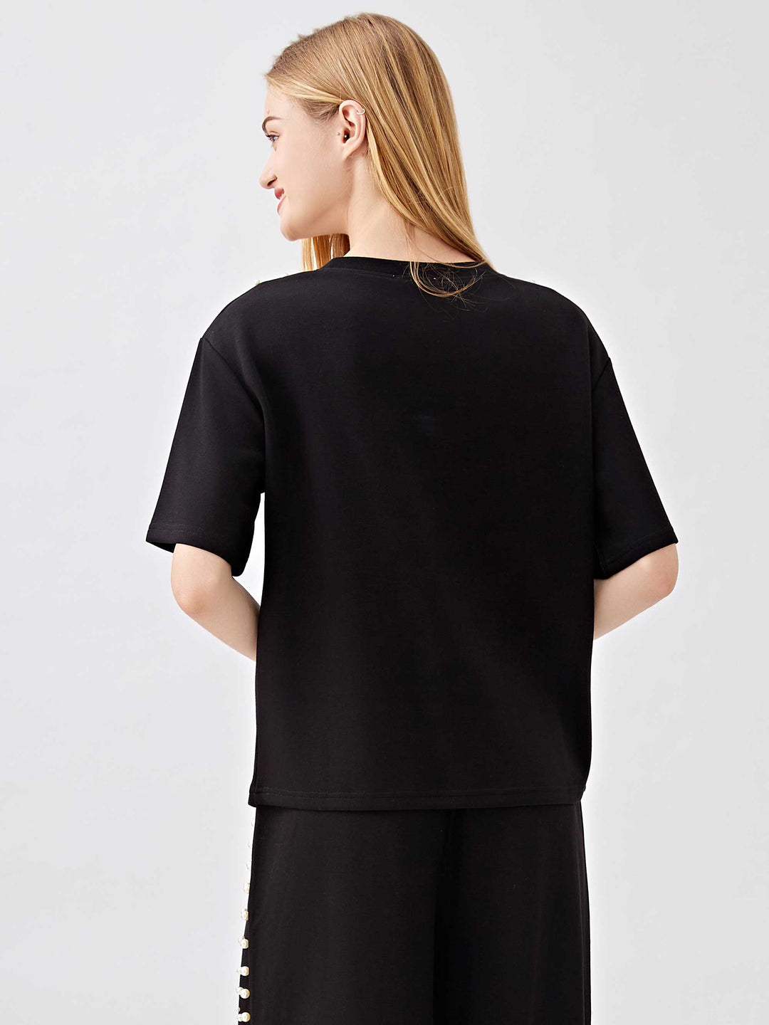 Light Soft Lyocell Pearl Detail Top