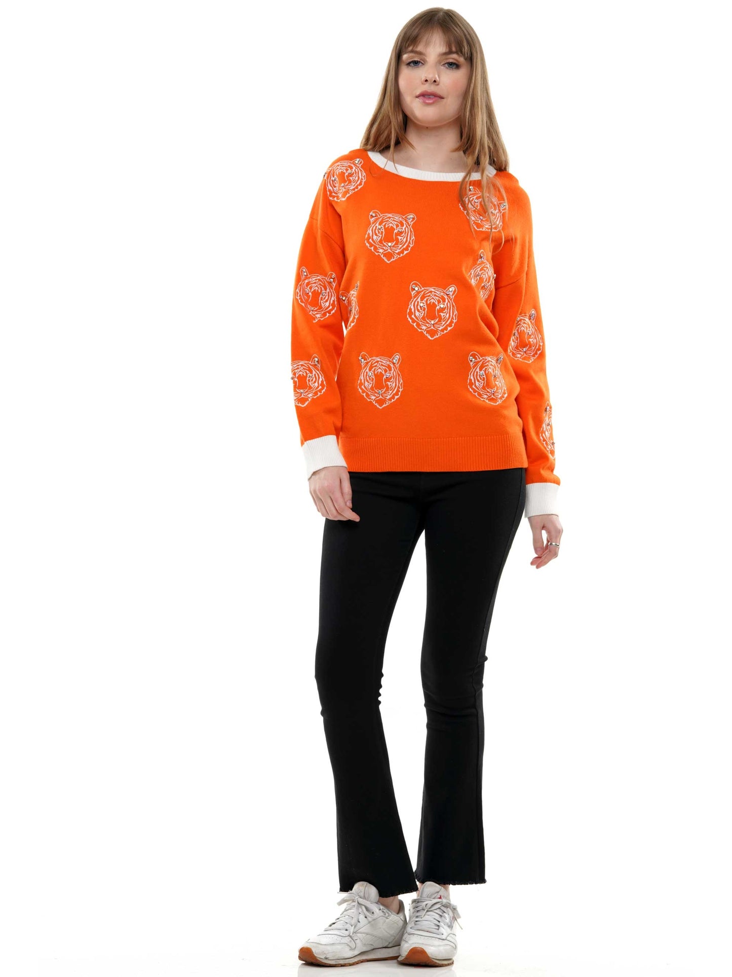Tiger embroidered pattern knit top