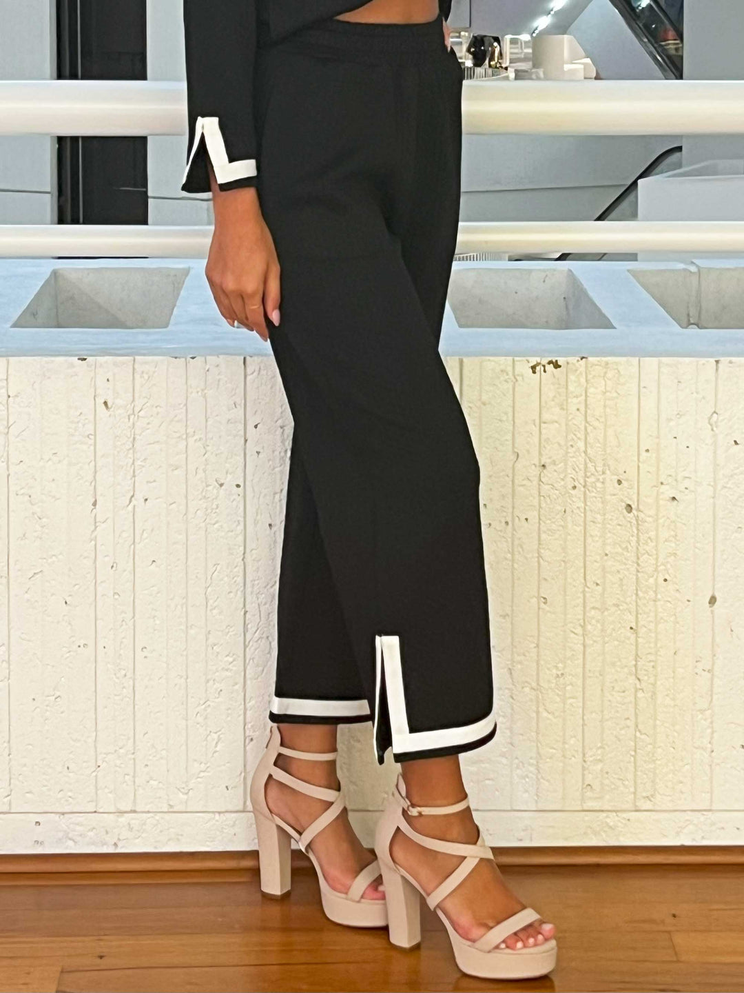 Cable Knit Pattern Trim Pant