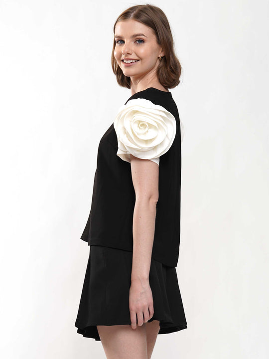 3D Flower Short Sleeve Top